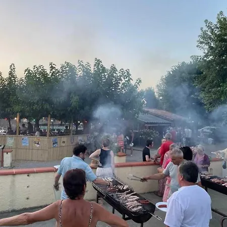 3 Etoiles - Piscine - Eeeg0c