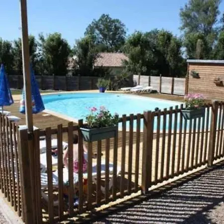 3 Etoiles - Piscine - Eeeg0c *